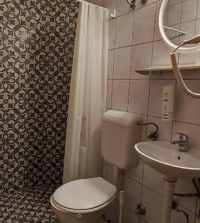 Villa Monera Apartments & Rooms & Free Garage Mostar Extérieur photo