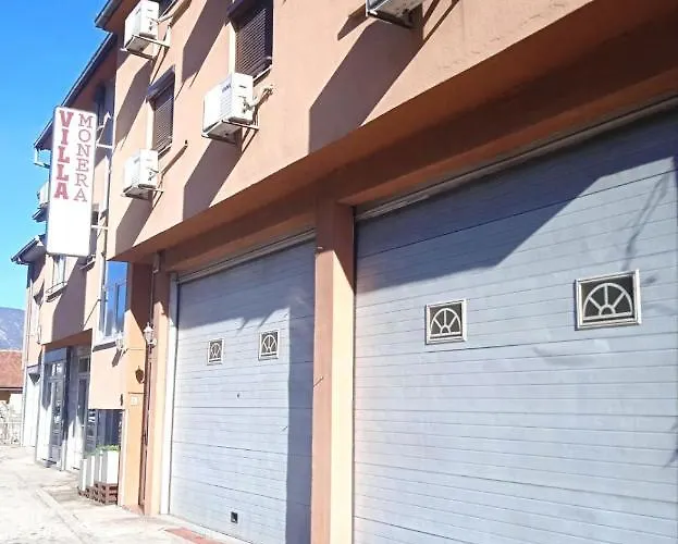 Villa Monera Apartments & Rooms & Free Garage