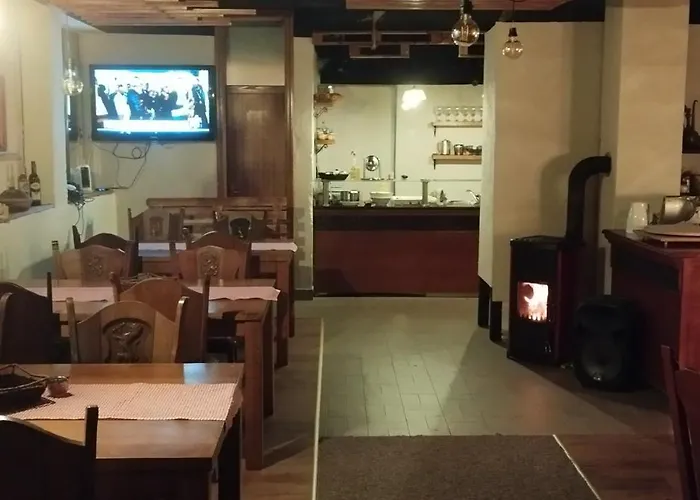 Villa Monera Apartments & Rooms & Free Garage