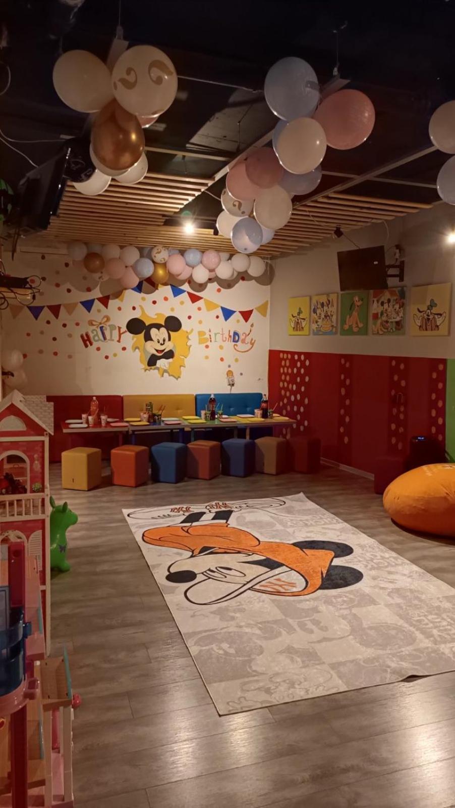 Monera & & Free Garage * موستار